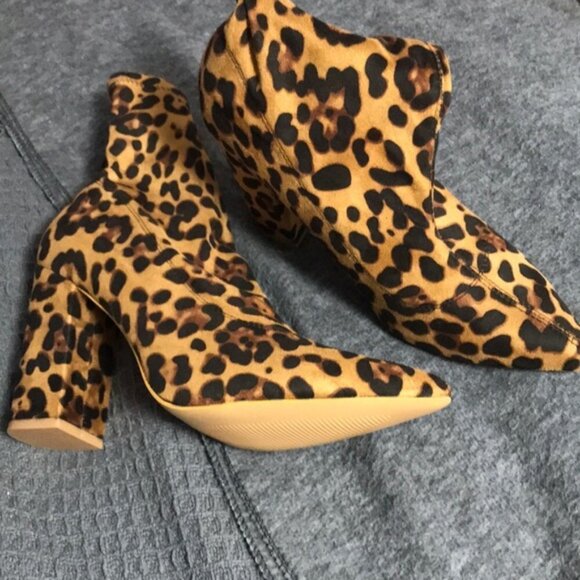 ASOS BOOHOO leopard print soft sock booties 7 - Picture 7 of 8